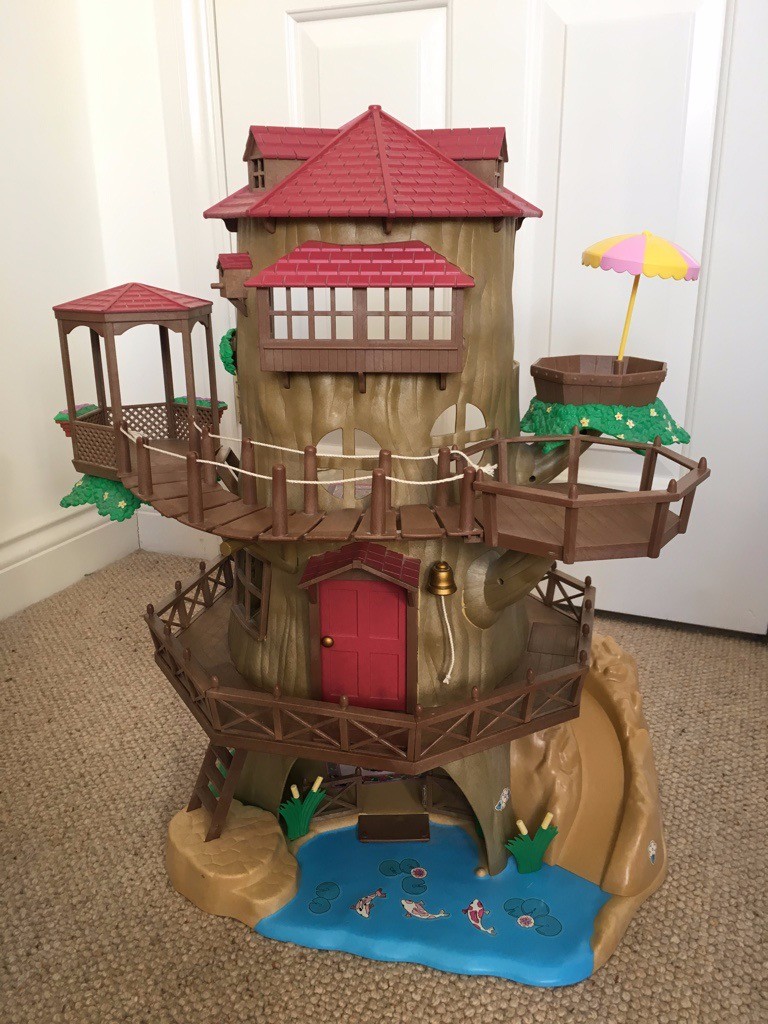 old oak hollow treehouse